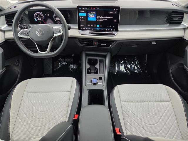 New 2026 Volkswagen Tiguan SE AWD/4WD image 14