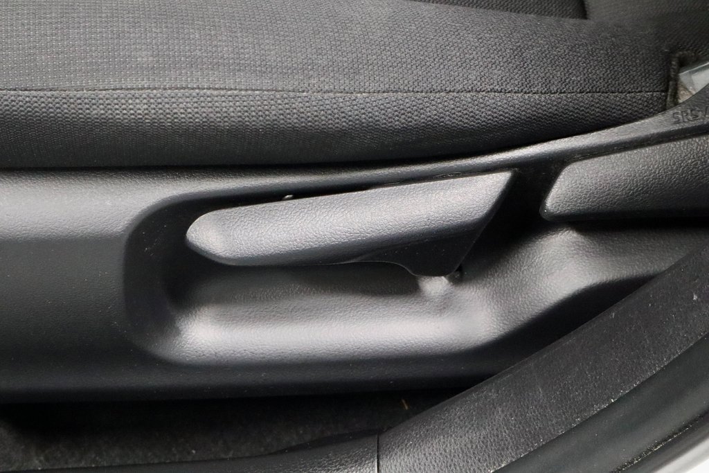 Used 2024 Toyota Corolla LE image 25