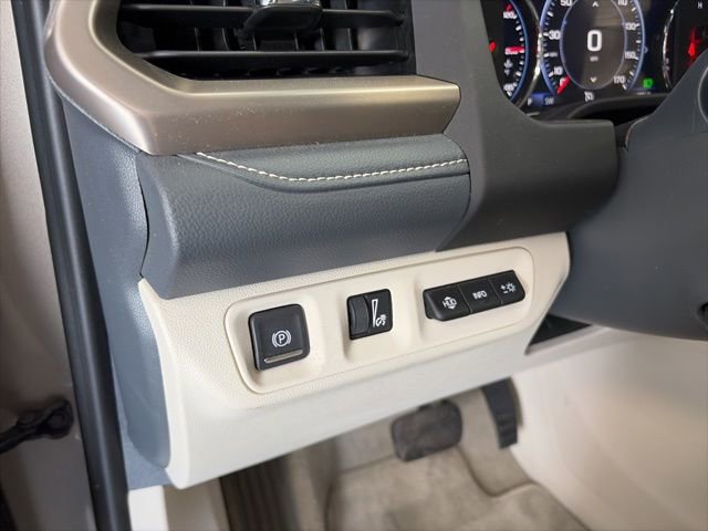 Used 2023 GMC Acadia Denali w/ Denali Technology Package AWD/4WD image 19