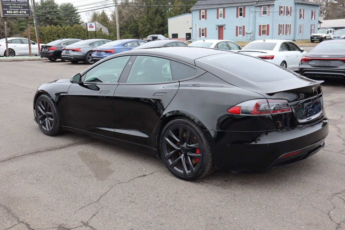 Used 2021 Tesla Model S Plaid image 8