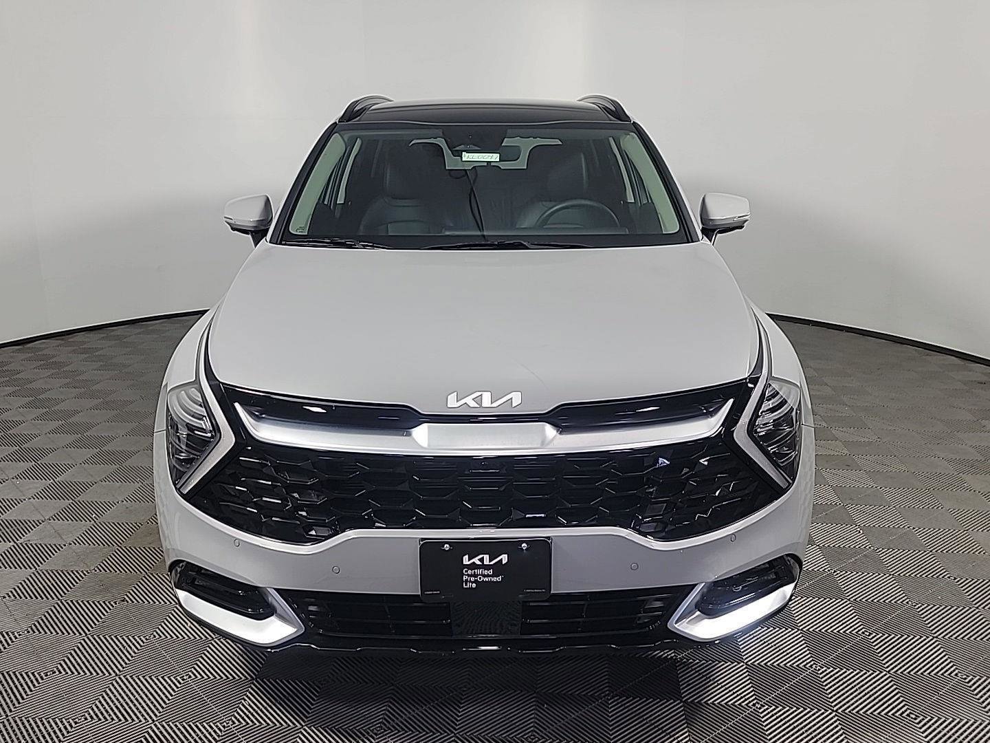 Used 2025 Kia Sportage SX image 13