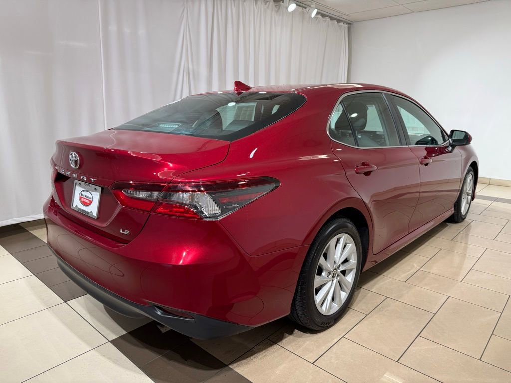 Certified 2022 Toyota Camry LE image 5