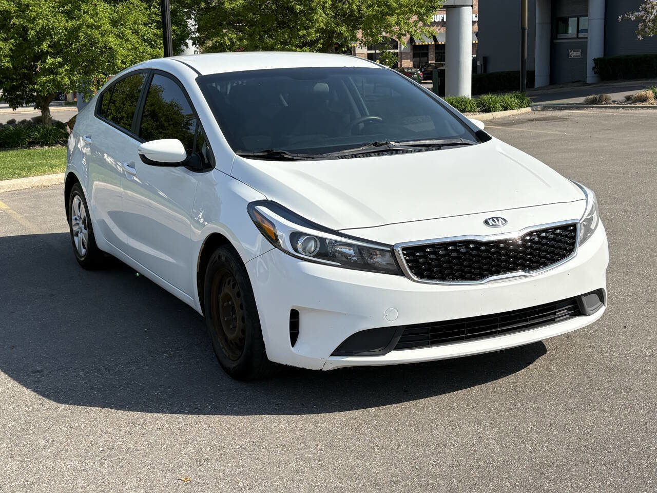 Used 2017 Kia Forte LX image 14