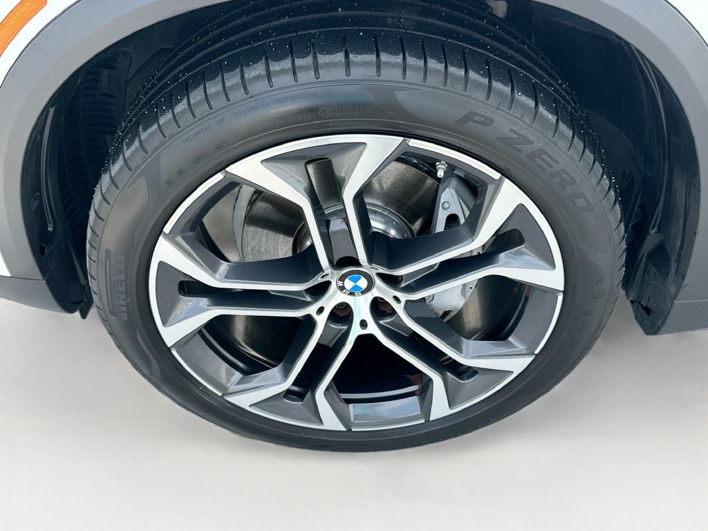Used 2025 BMW X5 sDrive40i w/ Parking Assistance Package RWD image 34