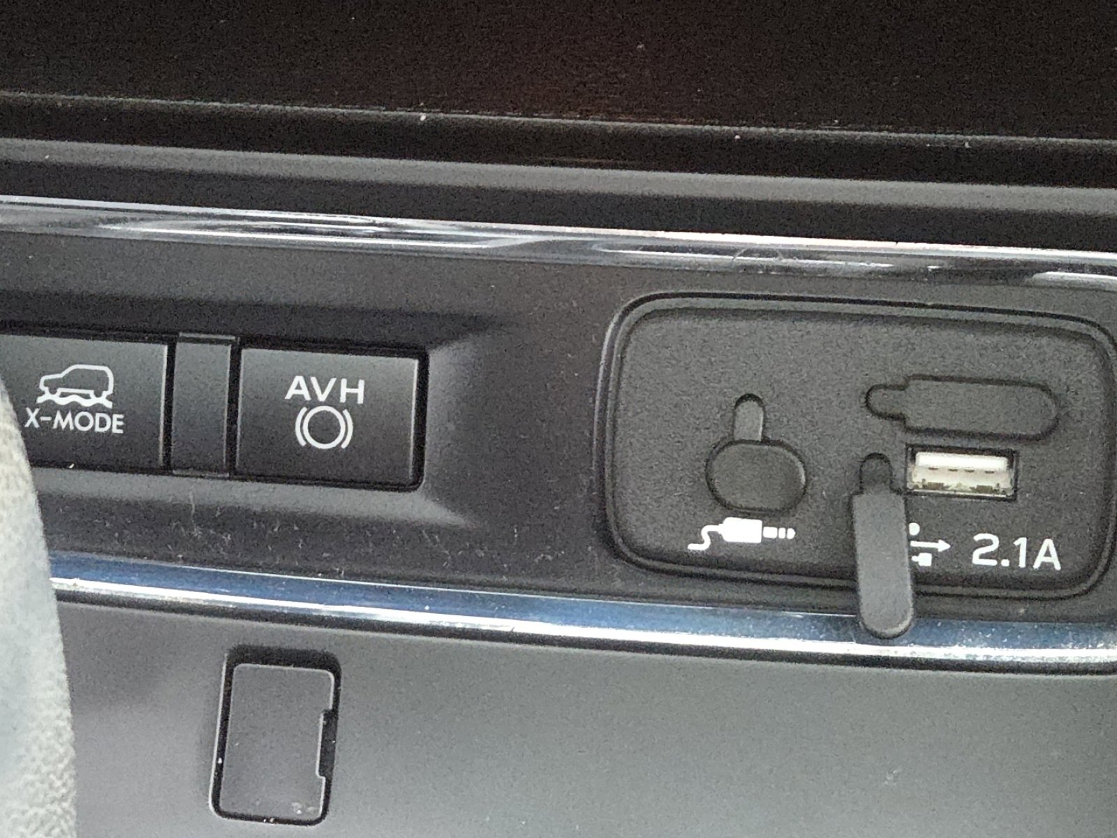 Used 2020 Subaru Ascent Limited w/ Technology Package image 8