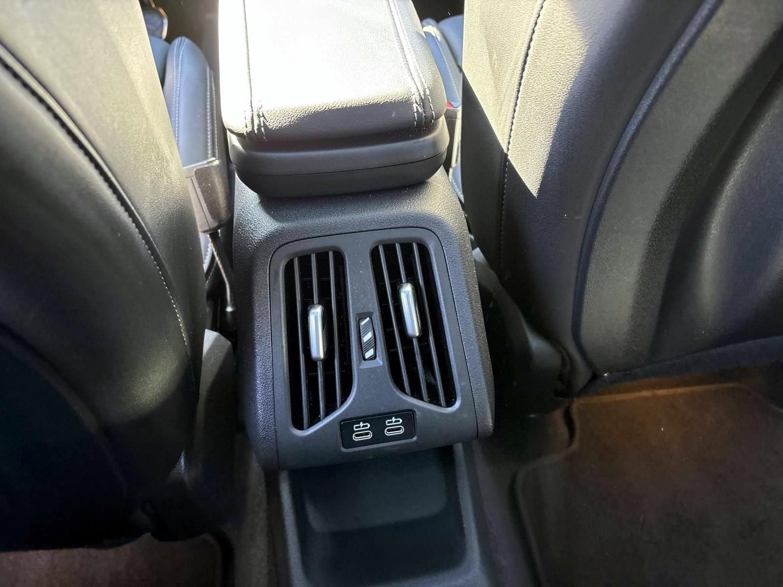 Used 2025 BMW X1 M35i image 33