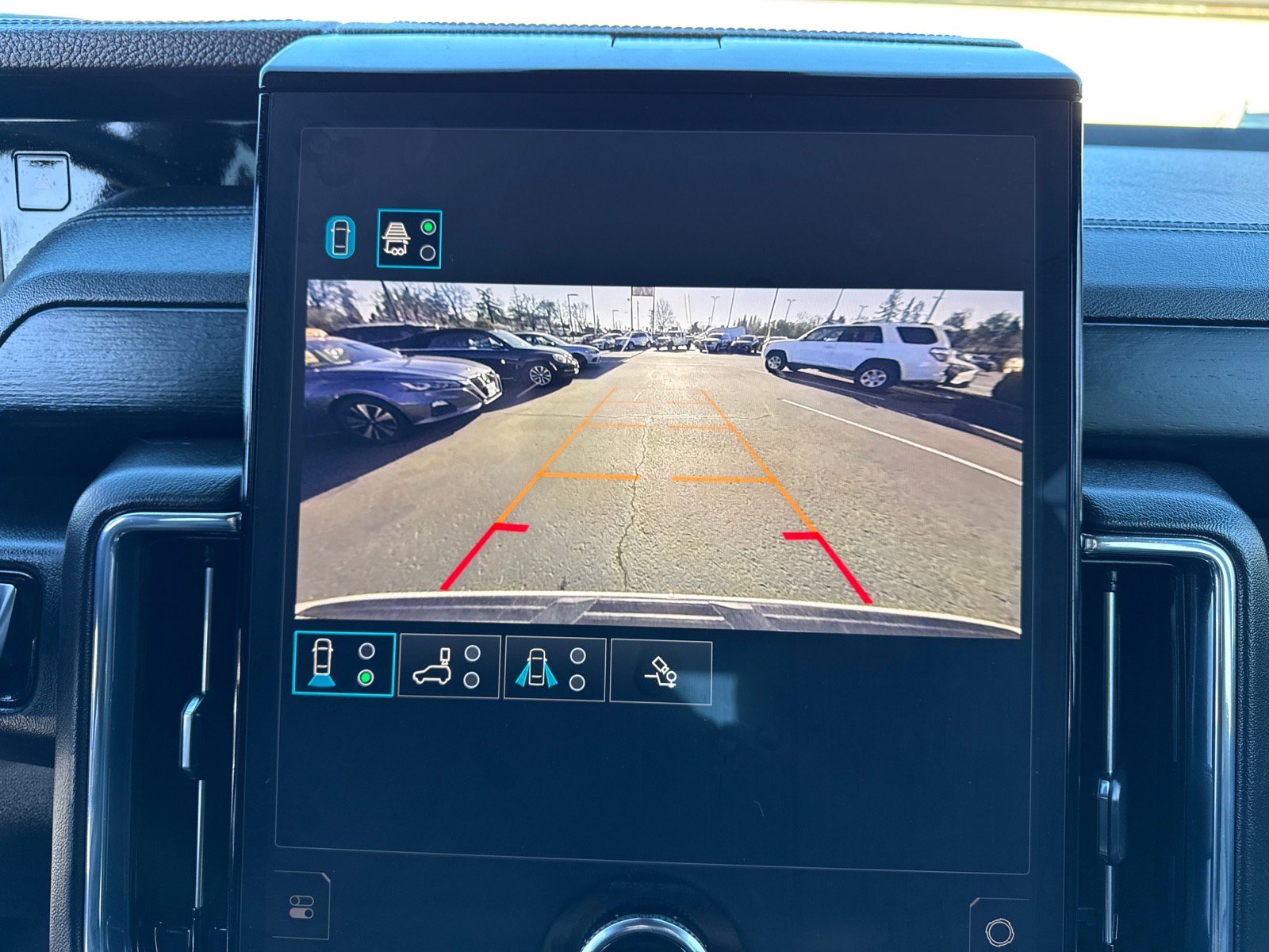 Used 2025 GMC Yukon Denali image 35