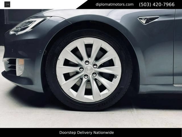 Used 2017 Tesla Model S 75D AWD/4WD image 36