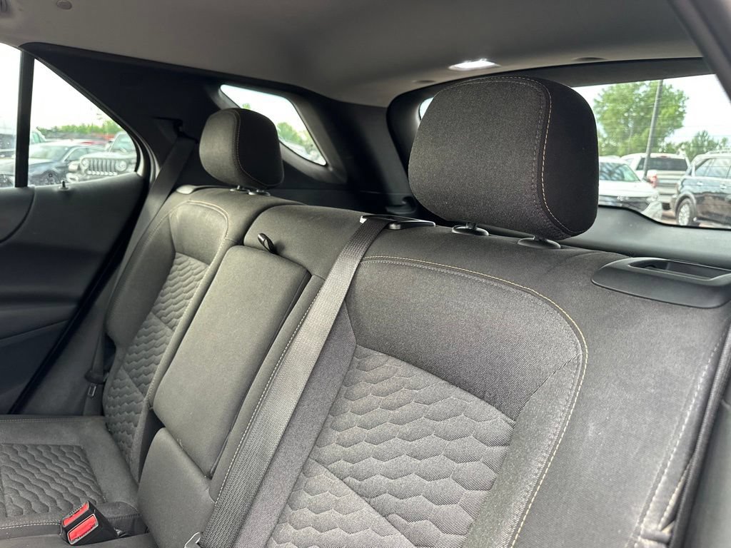 Used 2021 Chevrolet Equinox LT AWD/4WD image 23