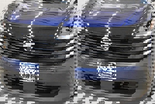 Used 2025 Nissan Kicks SV image 16