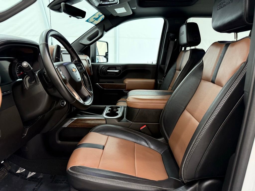 Used 2023 Chevrolet Silverado 3500 High Country w/ Z71 Off-Road Package image 15