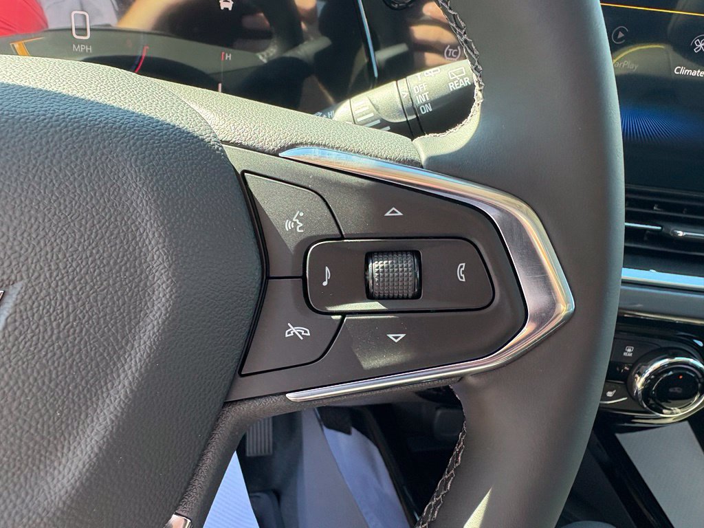 New 2026 Chevrolet Trax ACTIV w/ Sunroof Package FWD image 20