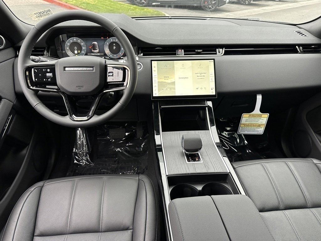 Used 2024 Land Rover Range Rover Evoque S image 26