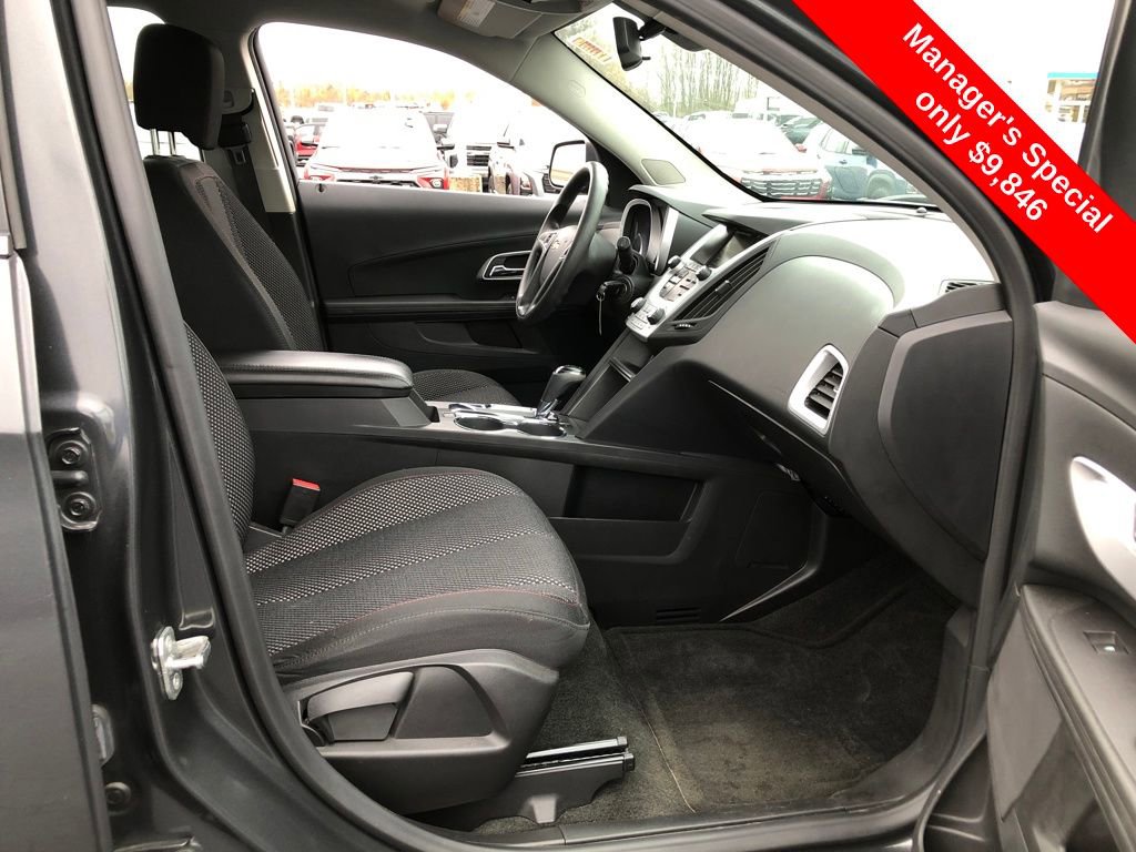 Used 2017 Chevrolet Equinox LS image 18