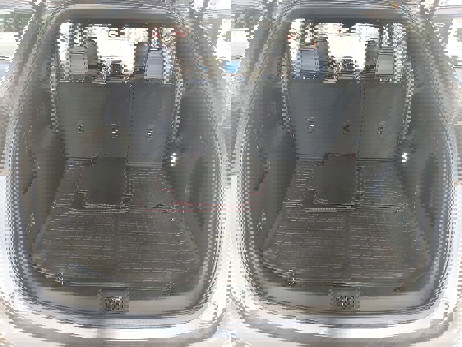 Used 2024 Ford Edge ST-Line image 14