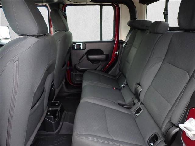 Used 2022 Jeep Gladiator Sport AWD/4WD image 8