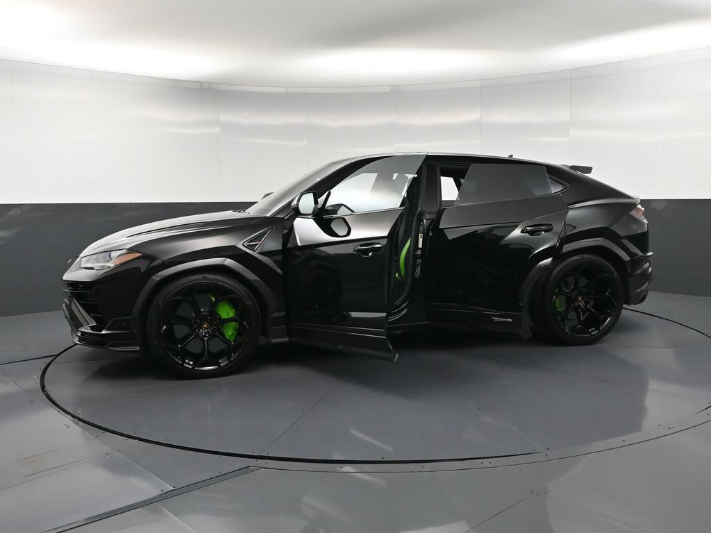 Used 2024 Lamborghini Urus Performante AWD/4WD image 42