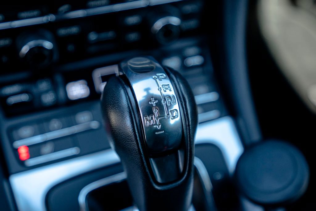 Used 2014 Porsche Cayman image 26