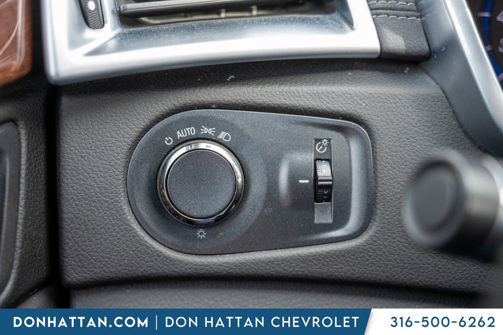 Used 2016 Cadillac SRX Luxury FWD image 16