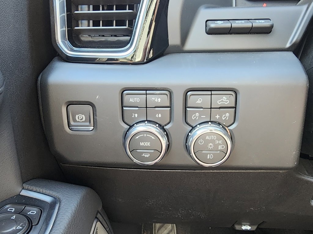 New 2026 GMC Sierra 2500 Denali w/ Denali Reserve Package image 22