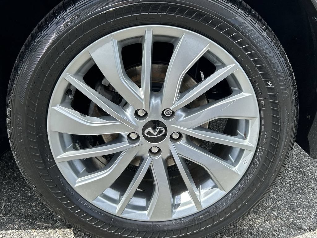 Certified 2023 INFINITI QX50 Luxe AWD/4WD image 11