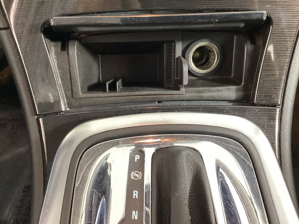 Used 2014 Buick Regal image 25