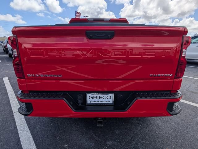 Used 2023 Chevrolet Silverado 1500 Custom image 14