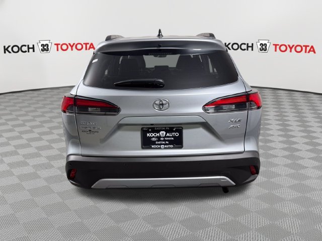 Certified 2026 Toyota Corolla Cross XLE AWD/4WD image 7