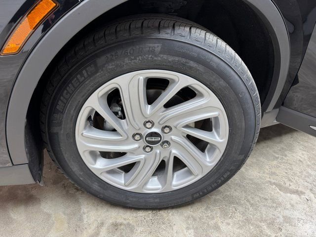 Used 2023 Lincoln Corsair FWD image 28