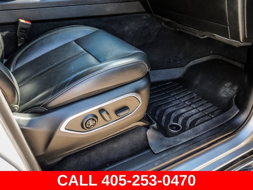 Used 2023 Jeep Wagoneer 4WD w/ Convenience Group I image 15