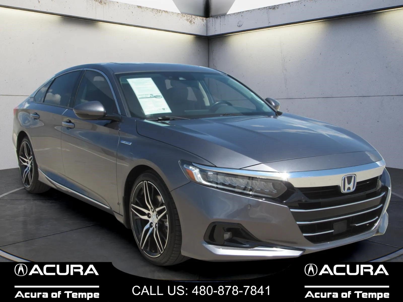 Used 2021 Honda Accord Touring image 2