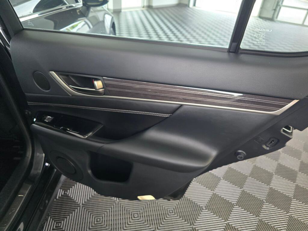 Used 2018 Lexus GS 350 AWD w/ Premium Package image 42