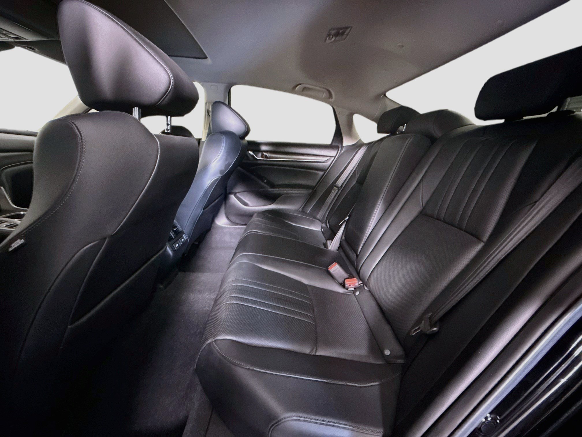 Used 2022 Honda Accord Touring image 25