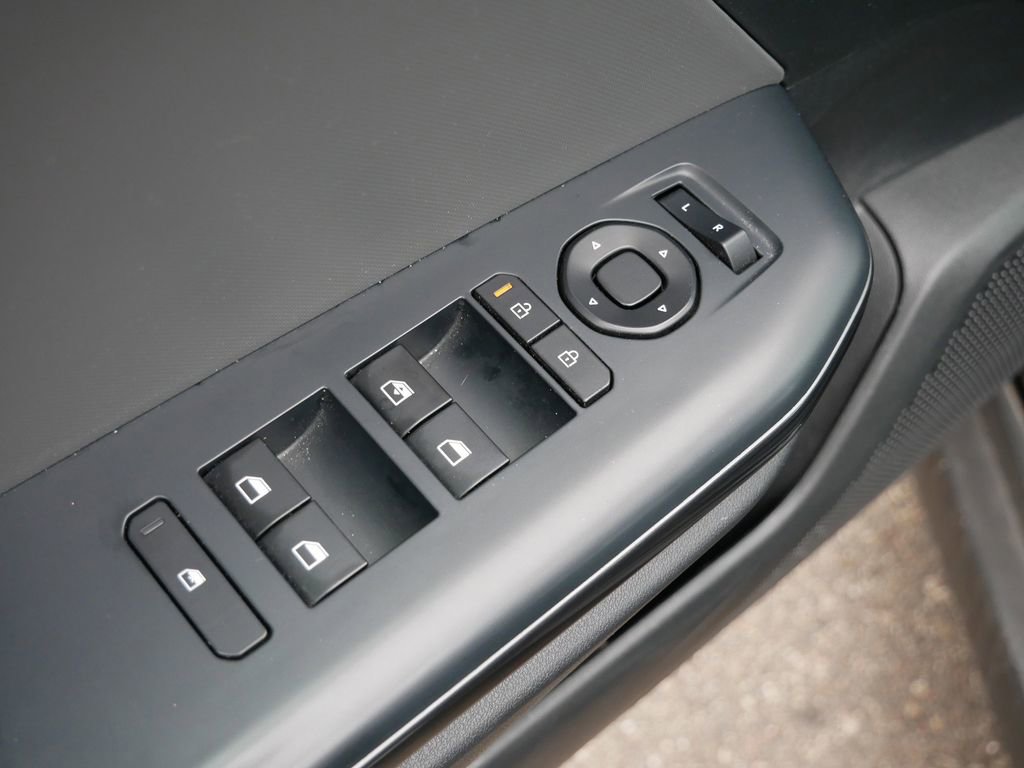 Used 2025 Kia K4 FWD image 21