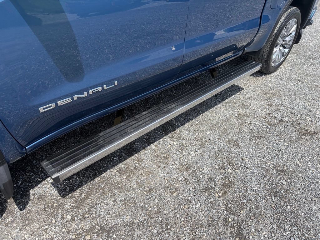 Used 2025 GMC Sierra 1500 Denali w/ Denali Reserve Package AWD/4WD image 16