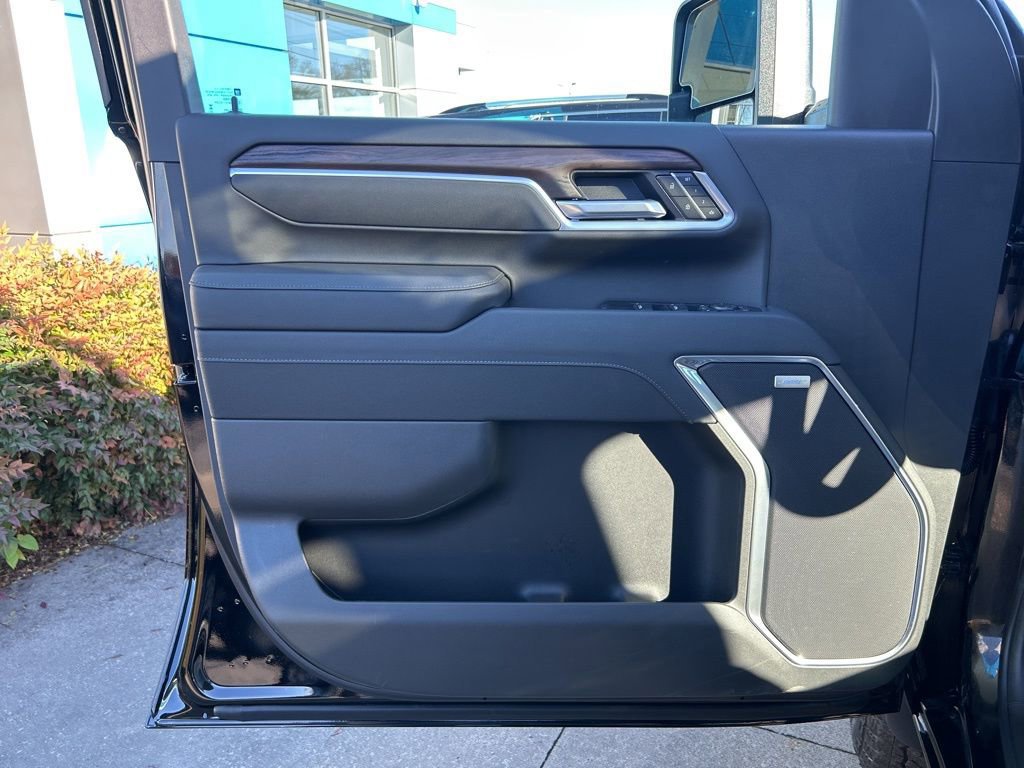 New 2026 GMC Sierra 2500 SLT w/ SLT Premium Package image 19