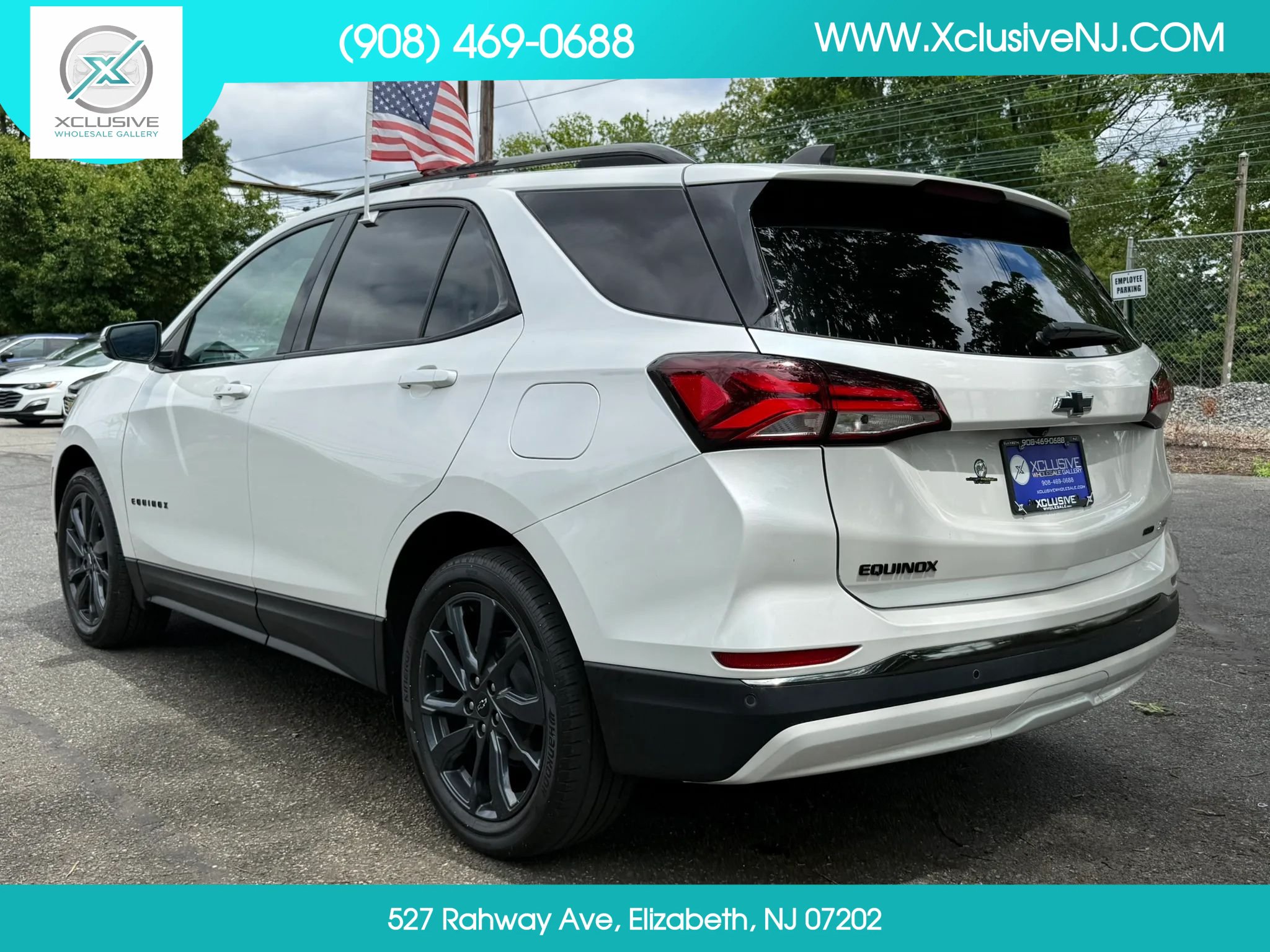 Used 2022 Chevrolet Equinox RS w/ Infotainment Package AWD/4WD image 2