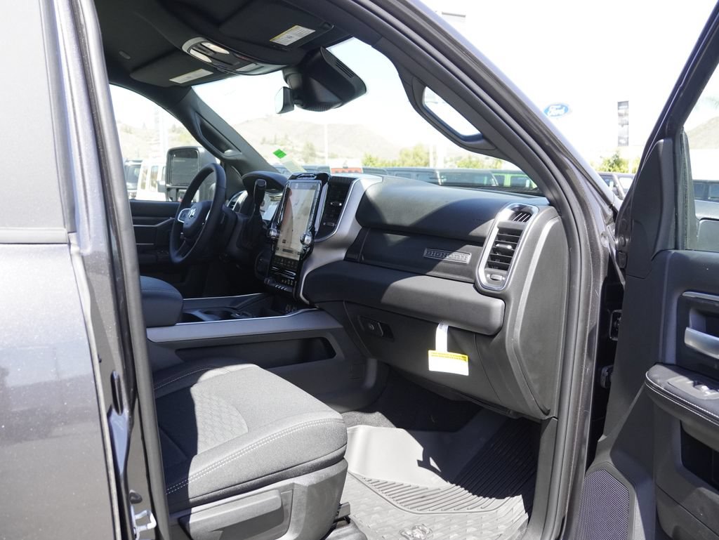 New 2026 RAM 2500 Big Horn AWD/4WD image 24