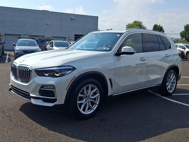 Used 2021 BMW X5 xDrive40i w/ Premium Package AWD/4WD image 3