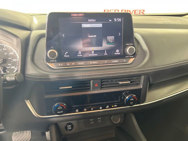 Used 2024 Nissan Rogue SV image 19