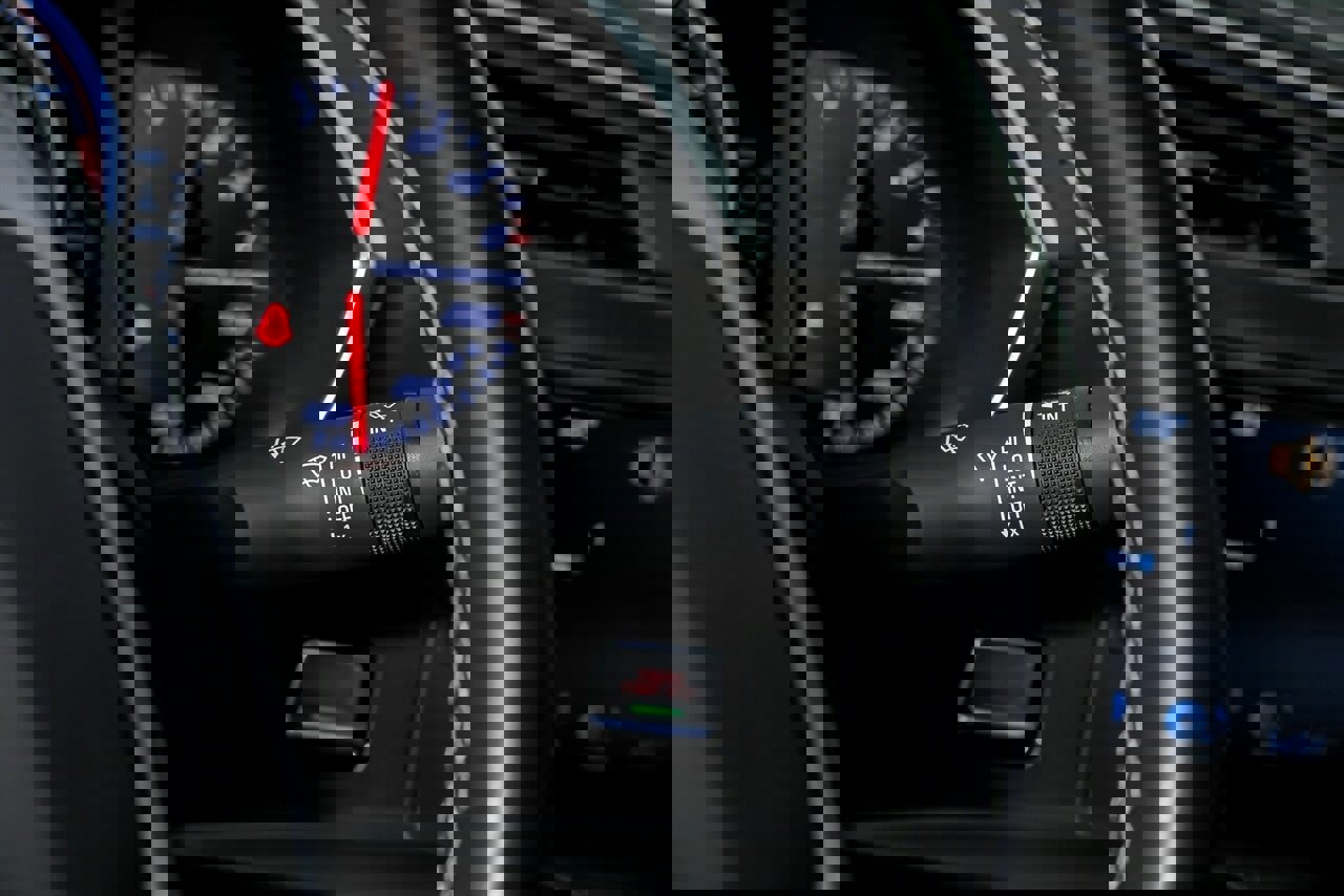 Used 2019 Chevrolet Corvette Stingray Coupe w/ 1LT image 28