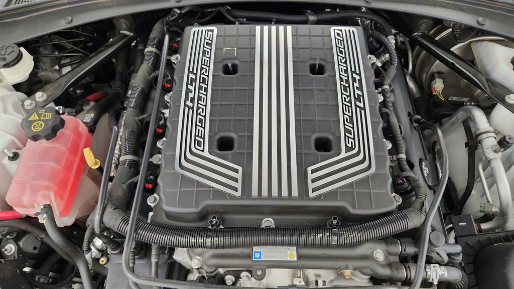 Used 2021 Chevrolet Camaro ZL1 RWD image 39