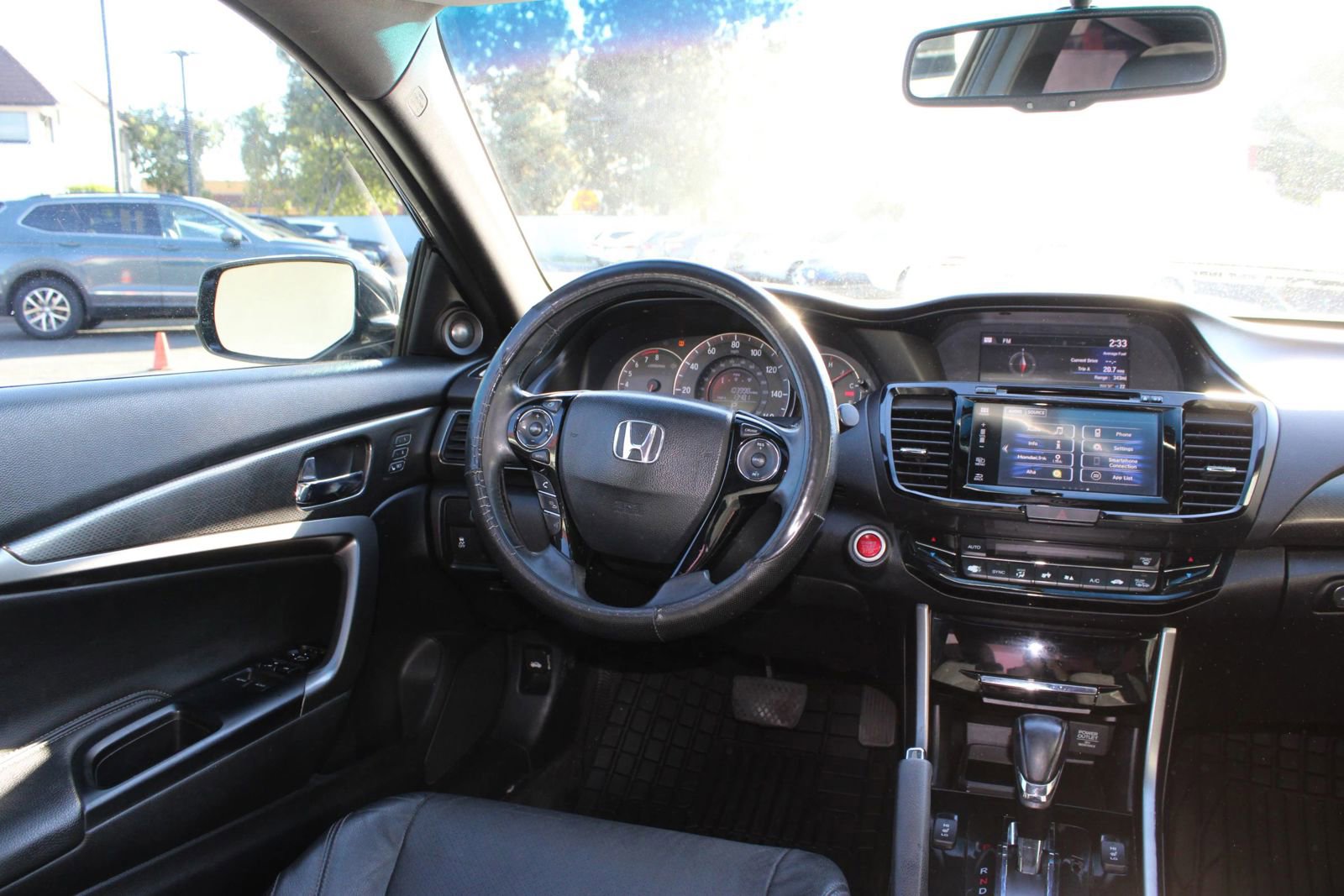 Used 2017 Honda Accord EX-L image 32