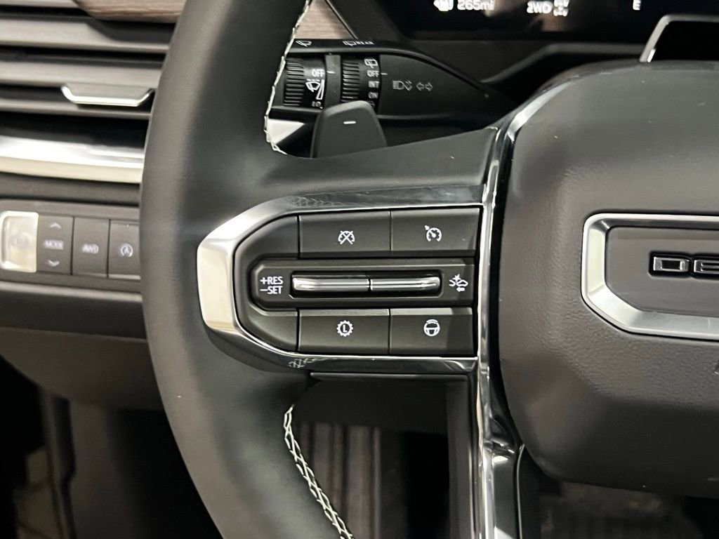 New 2026 GMC Acadia Denali w/ Super Cruise Package image 17