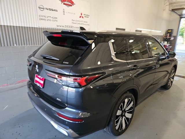 New 2026 Mitsubishi Outlander SEL AWD/4WD image 3