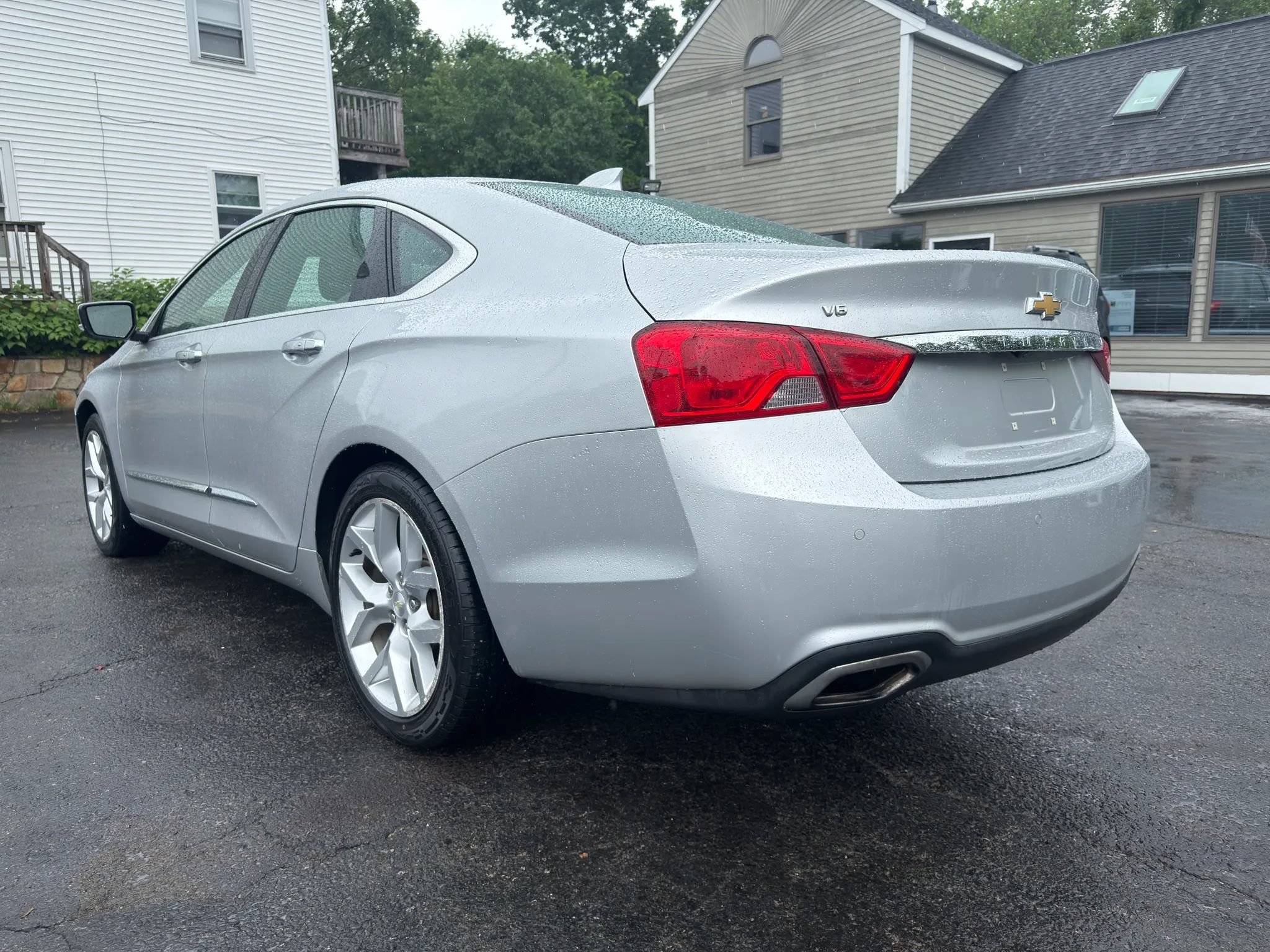 Used 2017 Chevrolet Impala Premier FWD image 5