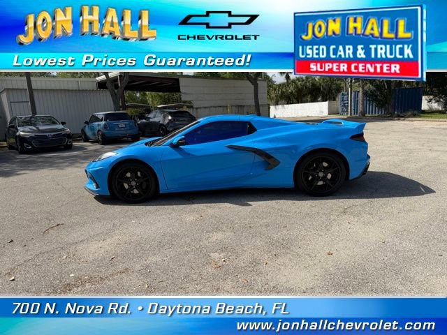 Used 2021 Chevrolet Corvette Stingray Convertible w/ Z51 Performance Package image 3