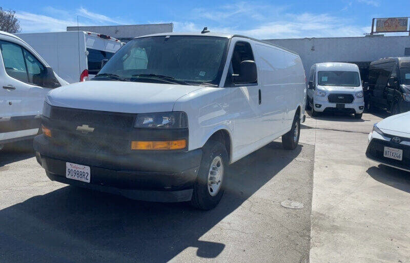 Used 2019 Chevrolet Express 2500 Extended w/ Driver Convenience Package image 1