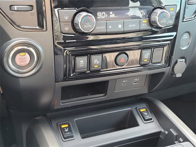 Used 2024 Nissan Titan SV w/ SV Bronze Edition Package image 20