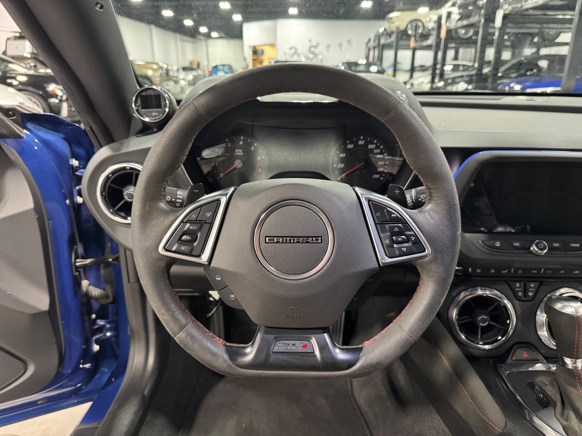 Used 2019 Chevrolet Camaro ZL1 image 13